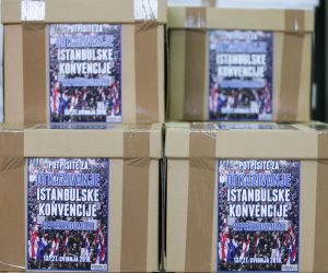 05.08.2018., Zagreb - Konferencija za medije povodom pocetka provjere broja i vjerodostojnosti svih potpisa biraca iz Zahtjeva za raspisivanje drzavnih referenduma gradjanskih inicijativa "Narod odlucuje" i "Istina o Istanbulskoj". Photo: Filip Kos/PIXSELL