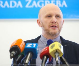 Zagreb: Dugovi pravnih osoba prema Gradu Zagrebu premašili milijardu kuna 06.02.2019., Zagreb, Stara gradska vijecnica - Gradski zastupnik Renato Petek odrzao je  konferenciju za medije o dugovima pravnih osoba prema Gradu Zagrebu koji su premasili milijardu kuna.
Photo: Luka Stanzl/PIXSELL
