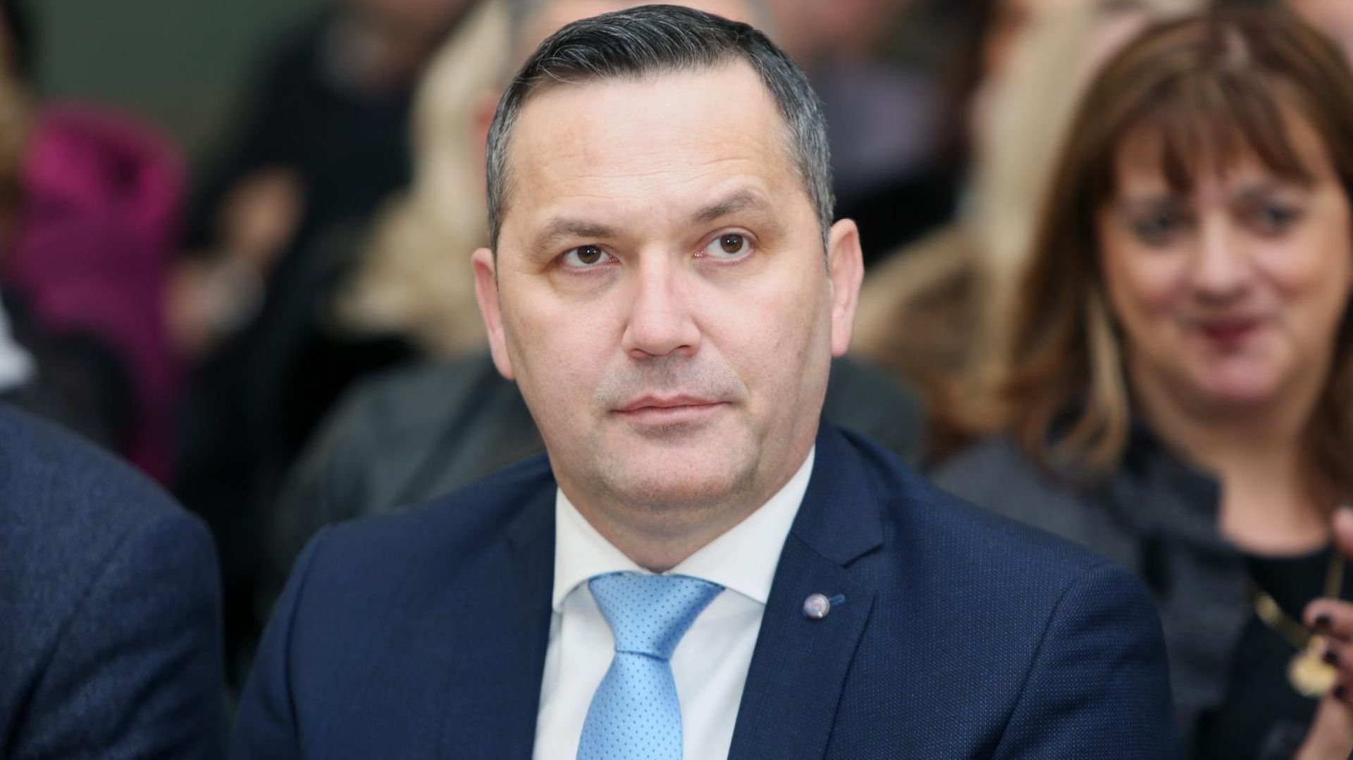 Brinje: Potpisivanje Ugovora o darovanju nekretnine u k.o. Križpolje 06.02.2019., Brinje - U vatrogasnom domu potpisan je ugovor o darovanju nekretnine u k.o. Krizpolje - Poduzetnicka zona Brinje - Krizpolje  izmedju Opcine Brinje i Ministarstva drzavne imovine. Saborski zastupnik HDZ-a Marijan Kustic.
Photo: Kristina Stedul Fabac/PIXSELL