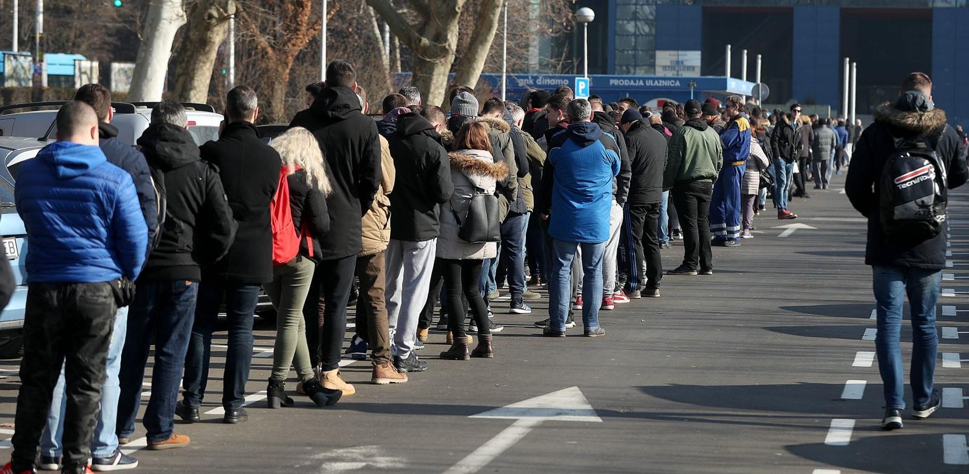 Zagreb: Od ranog jutra gužve za kupnju karata za Dinamovu uzvratnu utakmicu u Europi 07.02.2019., Zagreb - Pocela je prodaja karata za uzvratnu utakmicu 1/16 finala UEFA Europa lige GNK Dinamo - FC Viktoria Plzen. Photo: Goran Stanzl/PIXSELL