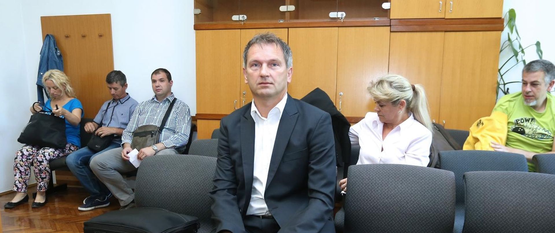 08.06.2017., Zupanijski sud, Zagreb - Kod sutkinje Maje Stampar Stipic nastavljeno je sudjenje bivsem sefu zagrebacke kriminalisticke policije Zeljku Dolackom optuzenom za kradju iz policijskog sefa. 
Photo: Sanjin Strukic/PIXSELL