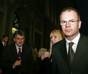 10.10.2008 Zagreb - Palmoticeva, Bazilika Srca Isusovog - Nakon tuznog ispracja na Mirogoju obitelj i prijatelji Ivane Hodak okupili se se na misi zadusnicu. Ivic Pasalic dolazi na misu.
Photo: Danko Vucinovic/24sata