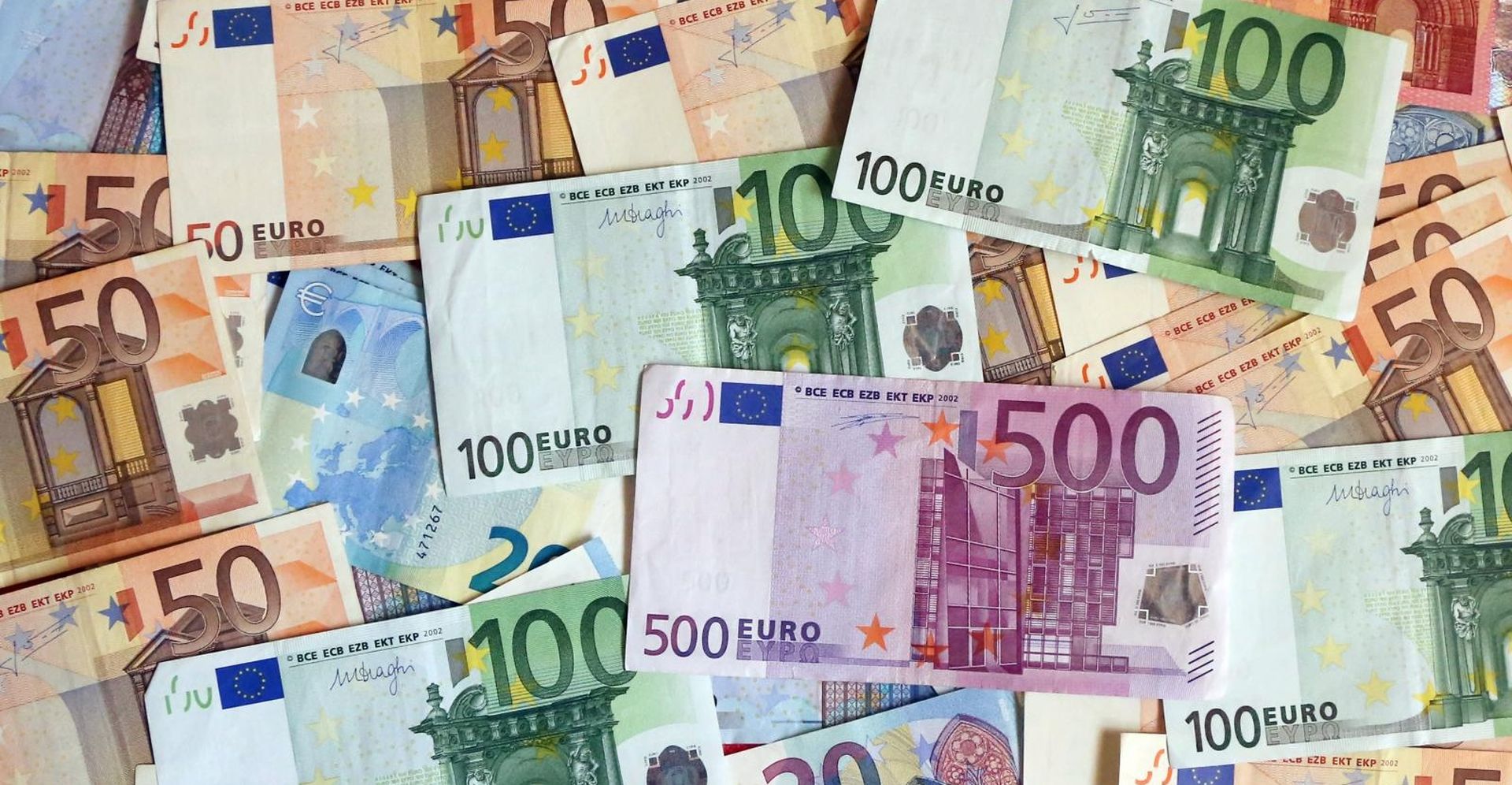 12.02.2016., Sibenik - Euro, jedinstvena europska valuta koja je u uporabi 1. sijecnja 1999. 
Photo: Dusko Jaramaz/PIXSELL