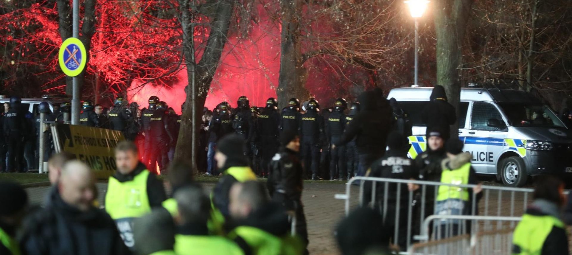 14.02.2019., Plzen, Ceska – Neredi ispred stadiona uoci pocetka prva utakmica 1/16 finala UEFA Europa lige: FC Viktoria Plzen – GNK Dinamo Zagreb. Photo: Igor Kralj/PIXSELL