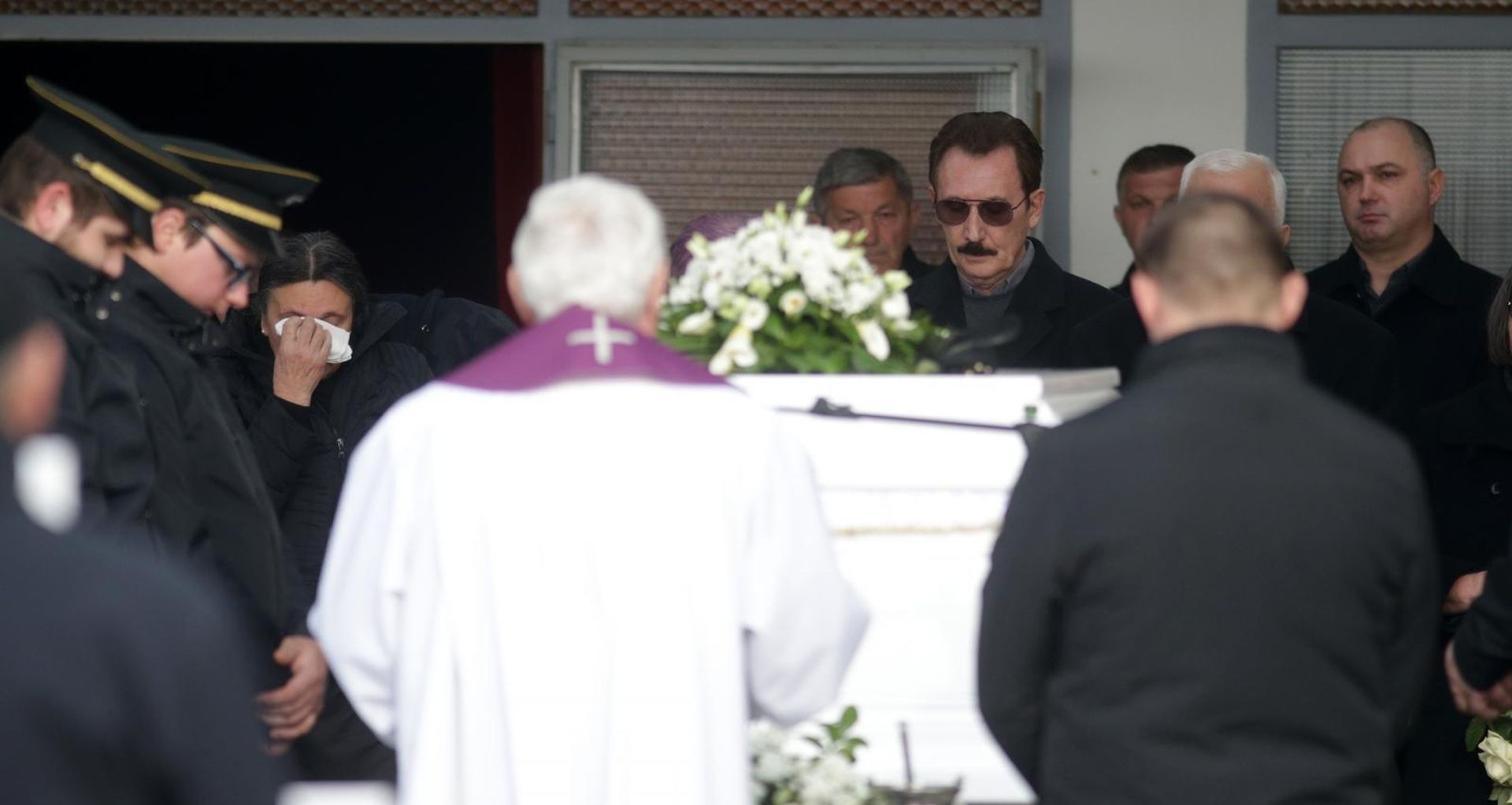 20.02.2019., Palovec - Pogreb Jasmine Dominic, nestale prije 19 godina. Njezino je tijelo pronadjeno ove subote u zamrzivacu obiteljske kuce medjimurskom selu Palovcu. Pretpostavlja se kako je 45-godisnja Smiljana sa svojom obitelji gotovo 20 godina zivjela u kuci u kojoj je u zamrzivacu drzala les vlastite sestre. 
Photo: Matija Habljak/PIXSELL