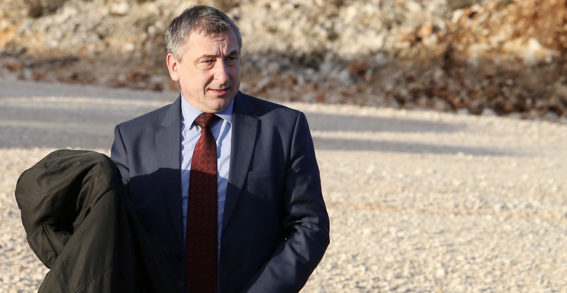 Ploče: Premijer Plenković obišao gradilište Pelješkog mosta 31.01.2019., Ploce - Obilazak gradilista Peljeskog mosta u Komarni. Predrag Stromar, potpredsjednik Vlade i ministar graditeljstva i prostornog uredjenja Photo: Ivo Cagalj/PIXSELL