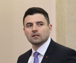 Zagreb, 19.02.2019 - 11. redovita sjednica Hrvatskog sabora. Na fotografiji Davor Bernardić.
foto HINA/ Admir BULJUBAŠIĆ/ abu