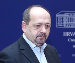 Zagreb: Lovrinović i Jašinski o zakupu zemljišta Agrokora 29.01.2019., Zagreb - U Saboru je odrzana konferencija za medije zastupnika Ivana Lovrinovica.  O temi: „Umjesto stranim vlasnicima Agrokora zemljiste dati u zakup domacim proizvodjacima“ govorili su zastupnik Ivan Lovrinovic i tajnik udruge OPG-a Hrvatske Zivot Jurica Jasinski.
Photo: Patrik Macek/PIXSELL