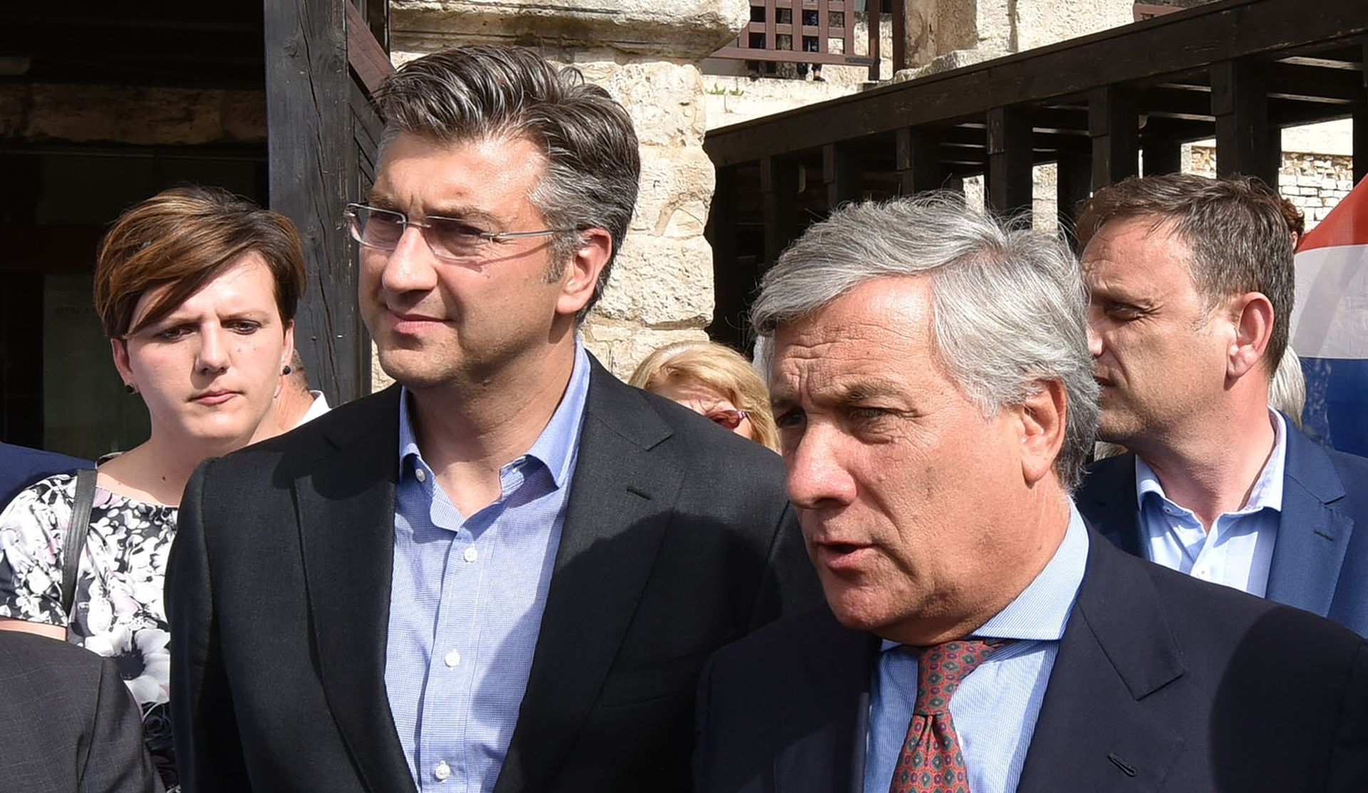 06.09.2016., Pula - Predsjednik HDZ-a Andrej Plenkovic sa suradnicima posjetio Pulu. 
Tom prilikom ispred amfiteatra obratio se okupljenim simpatizerima i dao izjave za medije. 
Potpredsjednik EP-a Antonio Tajani dao podrsku Plenkovicu na prestojecim parlamentarnim izborima. 
Photo: Dusko Marusic/PIXSELL