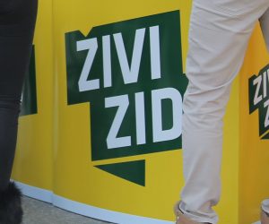 09.02.2019., Zagreb - Na Trgu bana Jelacica Zivi zid je dodijeljivao prvu turu donacija za samohrane roditelje s podrucja Zagreba. 

Photo: Tomislav Miletic/PIXSELL