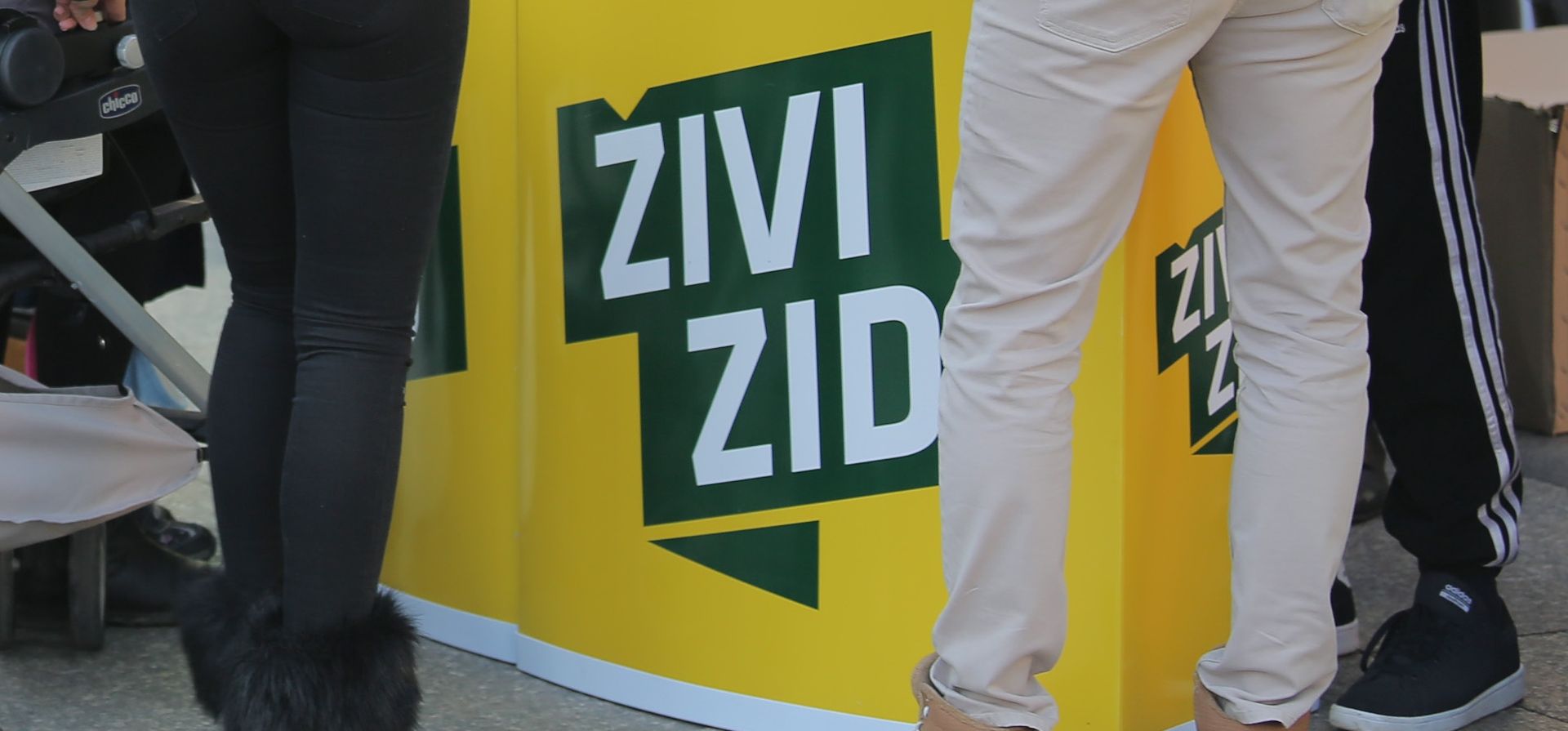 09.02.2019., Zagreb - Na Trgu bana Jelacica Zivi zid je dodijeljivao prvu turu donacija za samohrane roditelje s podrucja Zagreba. 

Photo: Tomislav Miletic/PIXSELL