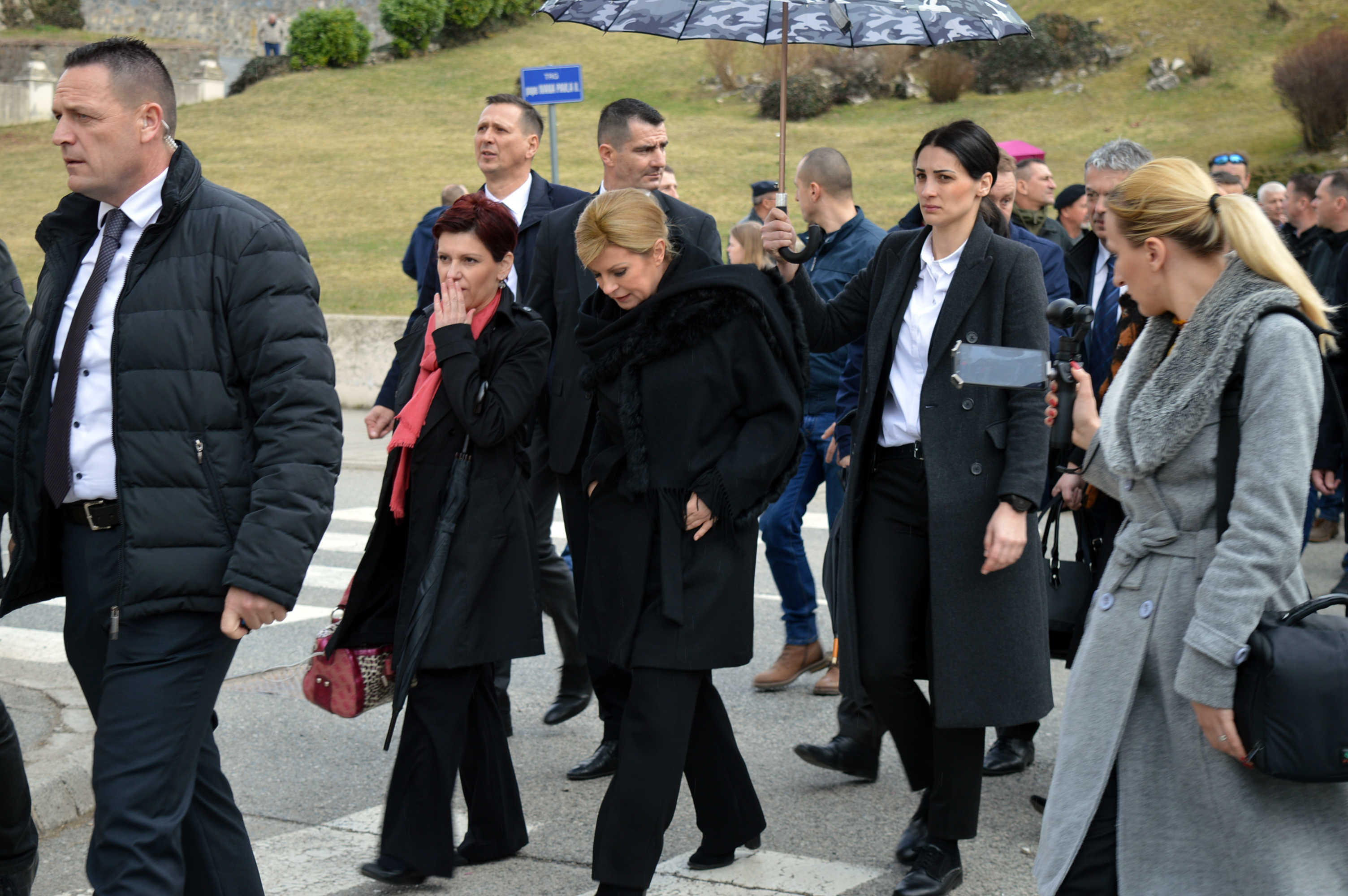 Pakrac, 02.03.2019. - "Mimohod pobjednika" povodom obilje¾avanja 28. godi¹njice poèetka Domovinskog rata u Pakracu. Sudjelovala je i predsjednica Kolinda Grabar-Kitaroviæ. 
foto HINA/ Igor KOKORU©/ ml
