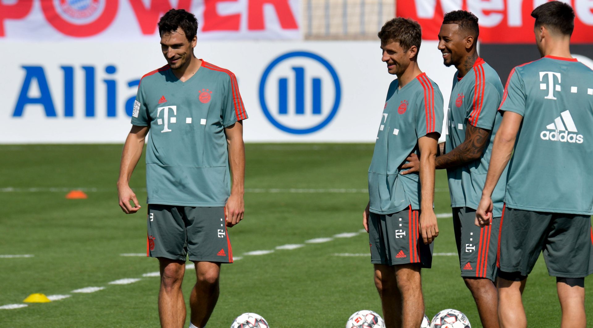 epa07415387 (FILE) - (L-R) Bayern Munich's Mats Hummels, Thomas Mueller, Jerome Boateng and Sandro Wagner attend a practice session during a winter training camp at the Aspire Academy in Doha, Qatar, 05 January 2019 (reissued 05 March 2019). German national soccer team head coach Joachim Loew has confirmed on 05 March 2019 that he is no longer planning with 2014 World Champions Thomas Mueller, Jerome Boateng, and Mats Hummels.  EPA/Noushad Thekkayil