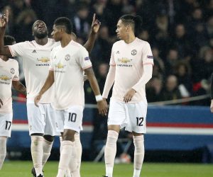 epa07418055 Romelu Lukaku of Manchester United celebrates after scoring the opening goal  during the UEFA Champions League round of 16 second leg soccer match between PSG and Manchester United at the Parc des Princes Stadium in Paris, France, 06 March 2019.  EPA/IAN LANGSDON