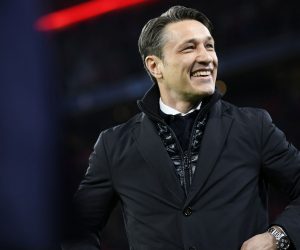 epa07434799 Coach Niko Kovac of FC Bayer Munich reacts before the UEFA Champions League round of 16 second leg soccer match between Bayern Munich and  Liverpool FC at the Allianz Arena Stadium in Munich, Germany, 13 March 2019.  EPA/DANIEL KOPATSCH
