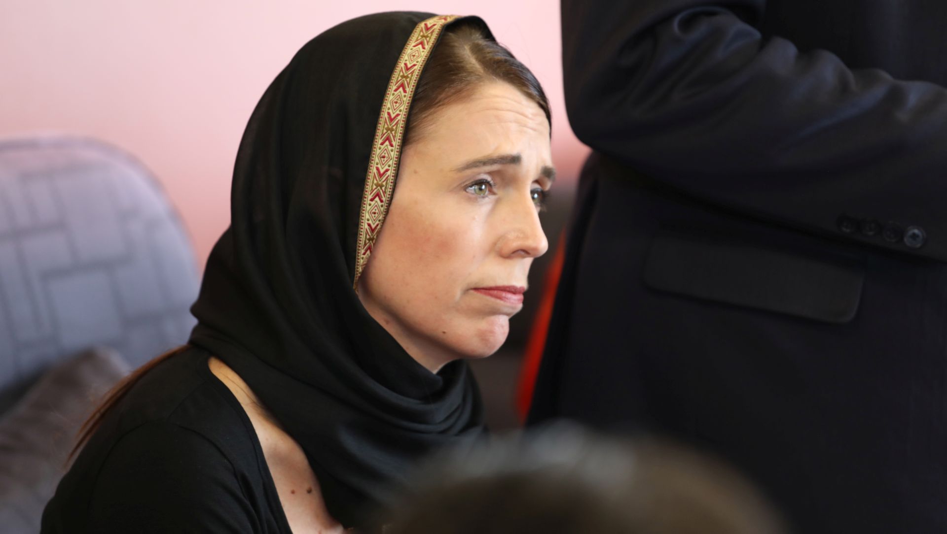 epa07441139 New Zealand Prime Minister Jacinda Ardern meets with members of the Muslim community in the wake of the mass shooting at two mosques, in Christchurch, New Zealand, 16 March 2019. At least 49 people were killed by a gunman, believed to be Brenton Harrison Tarrant, and 20 more injured and in critical condition during the terrorist attacks against two mosques in New Zealand during Friday prayers on 15 March.  EPA/SNPA / POOL NEW ZEALAND OUT