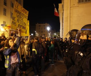 epa07463270 Yellow vest attend a protest in Nice, France, 25 March 2019 in support of an elderly woman injured during a demonstration by anti-government 'Yellow Vests' (Gilets jaunes) movement in Nice, on 23 March. 
The banner reads 'the blood that is vainly shed will not go unpunished '.  EPA/SEBASTIEN NOGIER