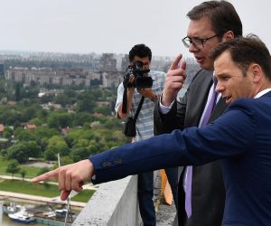 03.05.2017., Beograd, Srbija - Premijer Srbije Aleksandar Vucic najavio je tijekom obilaska završnih grubih radova na 21. katu kule B projekta Beograd na vodi da ce uskoro poceti izgradnja dvije nove zgrade "blizanke" na lokaciji Beograda na vodi. U okviru Beograda na vodi bit ce izgradjen najveci trgovacki centar od 145.000 kvadrata. 
Photo: Srdjan Ilic/PIXSELL