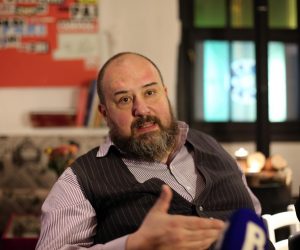 04.04.2016., Rijeka - Prezentacija prvog ovogodisnjeg izdanja Ri Gastro dana - Tjedna sparoga. U restoranu Conca d Oro Tjedan sparoga predstavili su gradonacelnik Vojko Obersnel, direktor TZ Rijeke Petar Skarpa, direktorica TZ Viskova Marina Juric i chef Andrej Barbieri. Jela sa sparogama bit ce iduci tjedan na meniju vise rijeckih ugostiteljskih objekata. 
Photo: Goran Kovacic/PIXSELL
