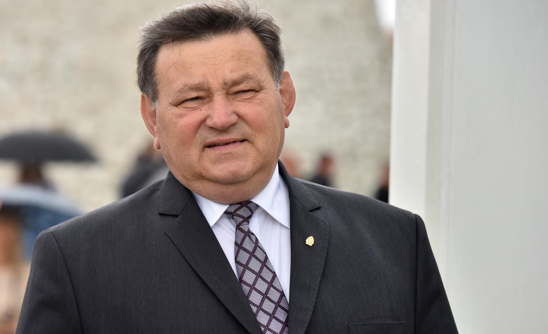 06.10.2017., Zadar - Zadar danas obiljezava 26. obljetnicu obrane Grada. 6. listopada 1991. otporom hrvatskih branitelja sprijecen je prodor srpskih snaga u grad. Kod spomen obiljezja na Dracevcu odrzan je svecani skup. Umirovljeni general Mladen Markac. 
Photo: Dino Stanin/PIXSELL