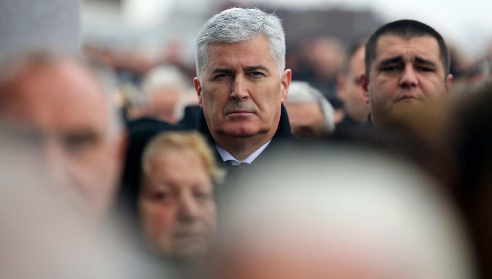 Donja Mahala: Posljednji ispraćaj Ive Gregurevića uz obitelj, prijatelje i mještane 08.01.2019., Donja Mahala, BiH - Obitelj, prijatelji, mjestani i stovatelji oprostili su se od velikog glumca Ive Gregurevica koji je pokopan na mjesnom groblju Karaula. 
Dragan Covic. 
Photo: Davor Javorovic/PIXSELL