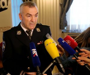 Zagreb: Potisan Medijski kodeks o izvještavanju o slučajevima nasilja prema ženama 08.03.2019.,Zagreb - HND, Predstavljanje i potpisivanje Medijskoga kodeksa - vodica za profesionalno i senzibilizirano izvjestavanje o slucajevima nasilja prema zenama i femicidu. Nikola Milina
Photo: Dalibor Urukalovic/PIXSELL
