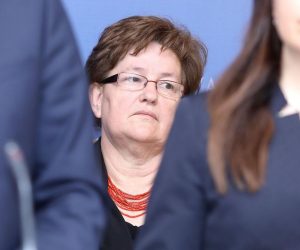 10.04.2018., Zagreb - Izjave za medije predsjednika Vlade Republike Hrvatske Andreja Plenkovica nakon sastanka u Banskim dvorima s izvanrednim povjerenikom u trgovackom drustvu Agrokor d.d. Fabrisom Peruskom, njegovom zamjenicom Irenom Weber i predstavnicima Privremenoga vjerovnickoga vijeca. Marica Vidakovic. 
Photo: Patrik Macek/PIXSELL