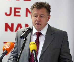 10.05.2018., Zagreb - Izvanredna konferencija za medije SDP-a o radnjama vezanim za Lex Agrokor. Ivo Jelusic.
Photo: Matija Habljak/PIXSELL