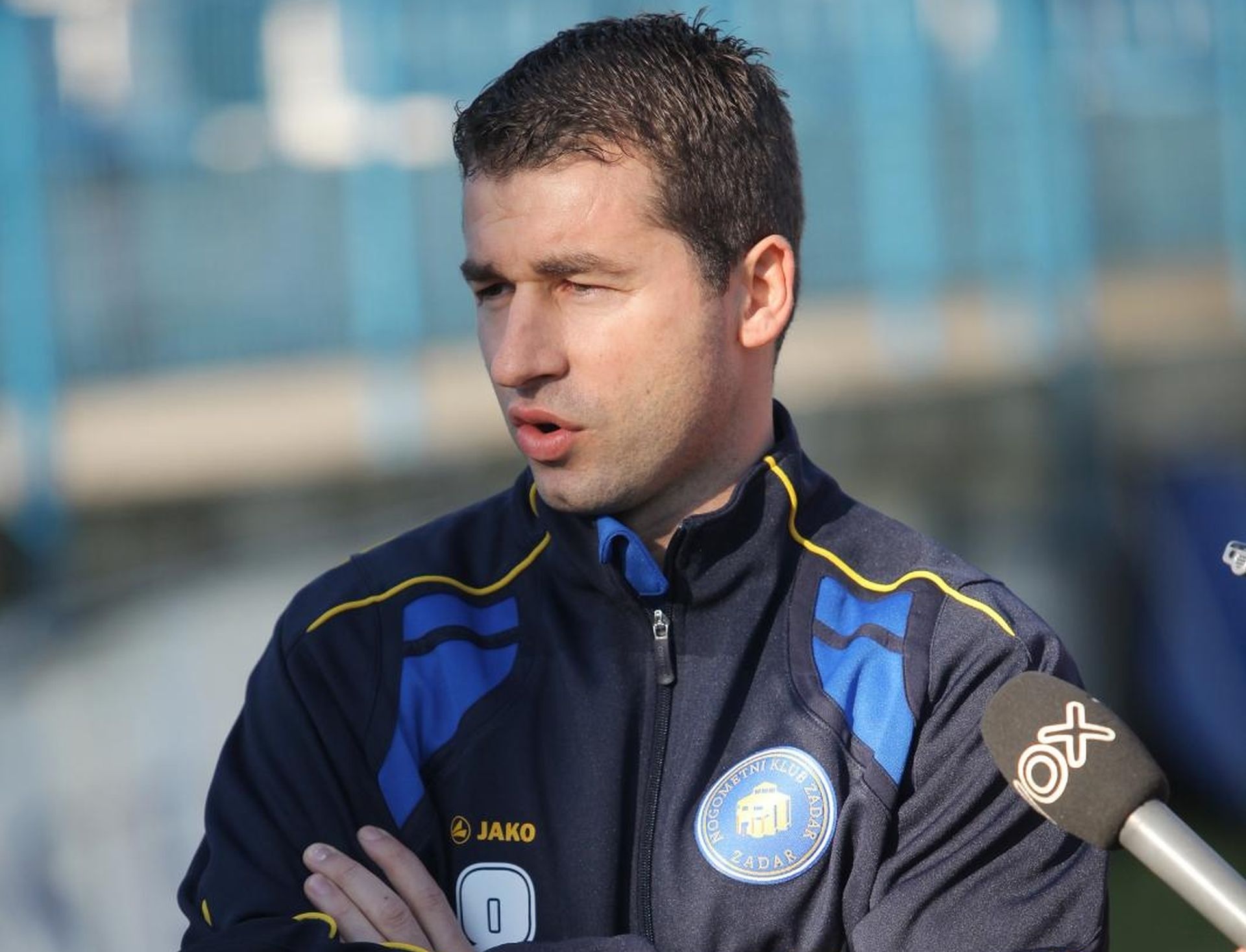 12.01.2011., Zadar - Prozivka NK Zadra odrzana je na stadionu na Stanovima. Uz vanjskog suradnika Rene Sinovcica par prigodnih rijeci uputili su i trener Dalibor Zebic i kapetan Jakov Surac.
Photo: Filip Brala/PIXSELL