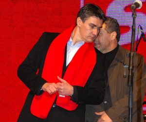 22.11.2007., Zagreb - Zoran Milanovic i Milan Bandic na predizbornom skupu SDP-a na Trgu bana Jelacica tijekom parlamentarnih izbora 2007. 
Photo: Patrik Macek/PIXSELL