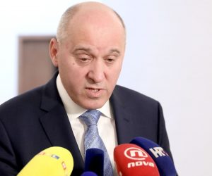 Zagreb: Branko Bačić dao izjavu nakon sjednice Kluba zastupnika HDZ-a 13.02.2019., Zagreb - Branko Bacic dao je izjavu nakon sjednice Kluba zastupnika HDZ-a. Photo: Patrik Macek/PIXSELL