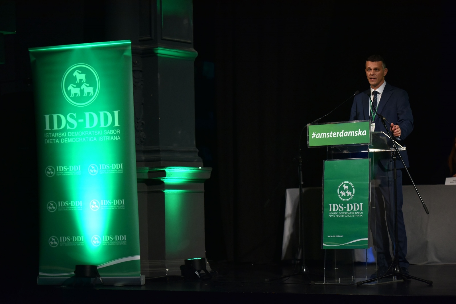 Poreč: Na 31. saboru IDS-a Valter Flego  predstavljen kao kandidat za EU parlament  16.02.2019., Porec - 31. Sabor IDS-a na kojem je proslavljeno 29 godina postojanja stranke. Stranka je podrzala kandidaturu Valtera Flega kao prestavnika IDS-a  za Europski parlament. Valter Flego. 
Photo: Dusko Marusic/PIXSELL