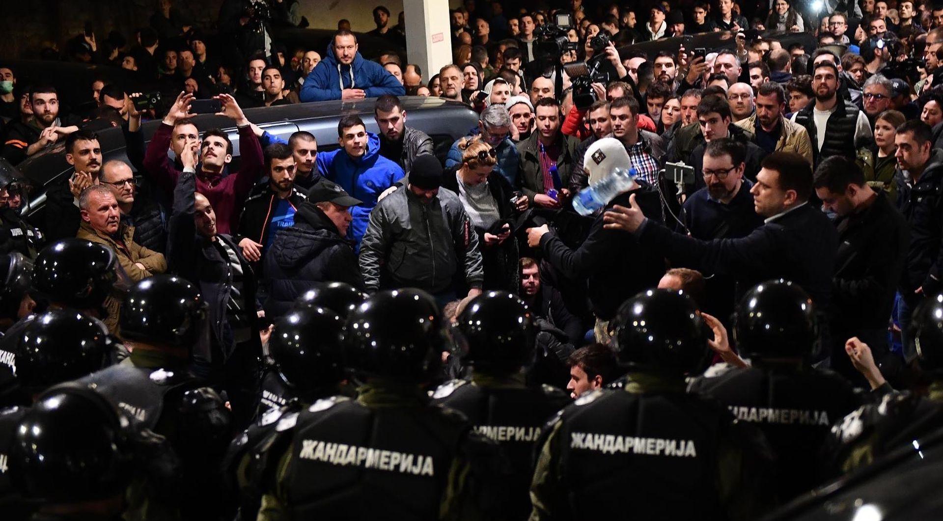 16.03.2019.,Beograd, Srbija - U Beogradu se odrzava 15. po redu prosvjed "Jedan od pet milijuna". Protestanti su blokirali ulaz u zgradu RTS, a jedan broj prosvjednika usao je u zgradu. Policija i Zandarmerija izbacila je ucesnike protesta iz zgrade RTS, u koju su, predvodjeni liderom Dveri Boskom Obradovicem usli. Photo: Srdjan Ilic/PIXSELL