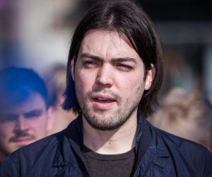 Osijek: Živi zid obratio se građanima i podijelio donacije samohranim roditeljima 18.02.2019., Osijek - Konferencija za medije stranke Zivi zid na glavnom osjeckom trgu Ante Starcevica nakon koje je Ivan Vilibor Sincic podjelio donaciju samohranim roditeljima.  Photo: Davor Javorovic/PIXSELL