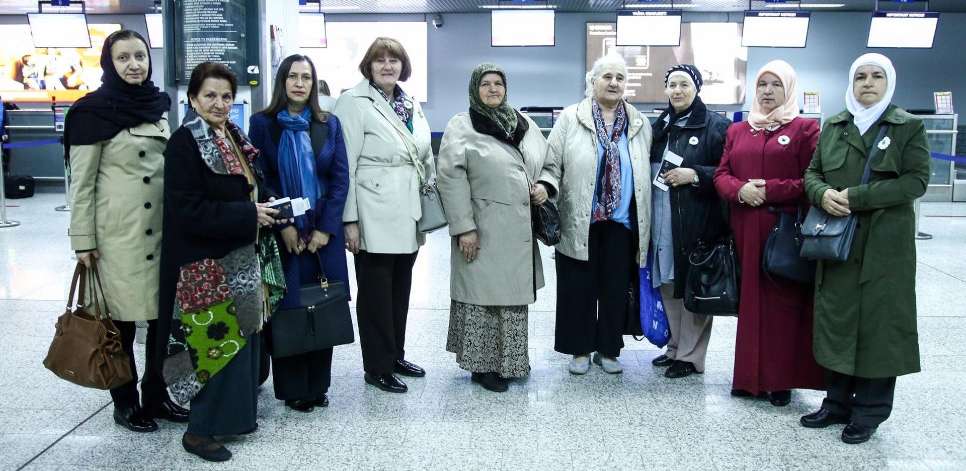 19.03.2019, Sarajevo, Bosna i Hercegovina - 
Predstavnice Udruzenja "Majke Srebrenice" otputovale se u Haag, kako bi prisustvovale izricanju drugostepene presude Radovanu Karadzicu.
Photo: Armin Durgut/PIXSELL