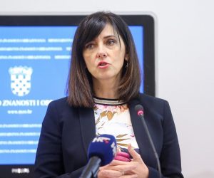 19.03.2019., Zagreb - U Ministarstvu znanosti i obrazovanja najavljen je zajednicki projekt Medjunarodnog drustva primijenjenih bioloskih znanosti, Ministarstva znanosti i obrazovanja Republike Hrvatske i Agencije za odgoj i obrazovanje pod nazivom The ISABS Future Scientist Award. Ministrica znanosti i obrazovanja Blazenka Divjak.  
Photo: Luka Stanzl/PIXSELL
