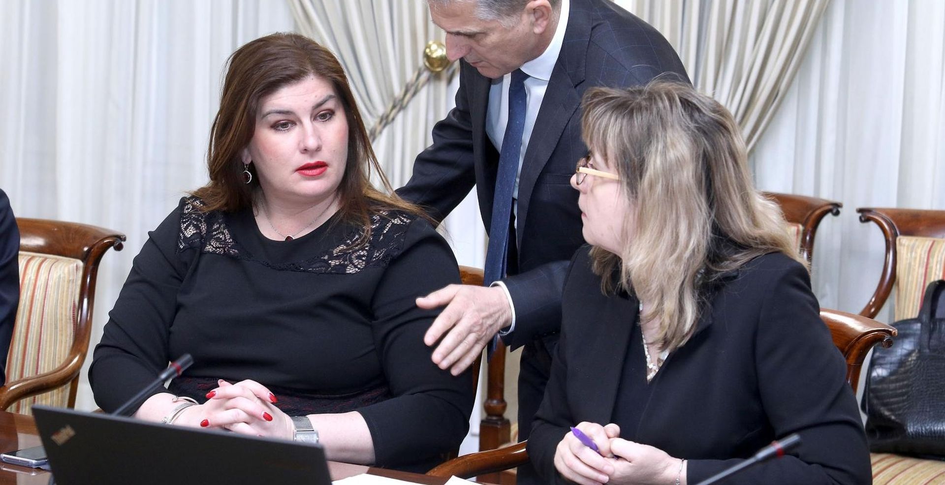 Zagreb: Vlada RH o prijedlogu zakona o nestalim osobama u Domovinskom ratu 21.03.2019., Zagreb - Vlada RH je na svojoj 148. sjednici, uz ostalo, raspravljala o prijedlogu zakona o osobama nestalim u Domovinskom ratu. Gabrijela Zalac, Goran Maric.
Photo: Patrik Macek/PIXSELL