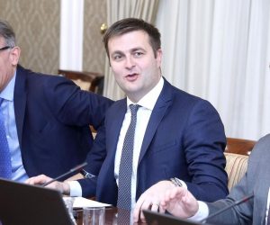 Zagreb: Vlada RH o prijedlogu zakona o nestalim osobama u Domovinskom ratu 21.03.2019., Zagreb - Vlada RH je na svojoj 148. sjednici, uz ostalo, raspravljala o prijedlogu zakona o osobama nestalim u Domovinskom ratu. Majda Buric, Gari Cappelli, Tomislav Coric, Oleg Butkovic.
Photo: Patrik Macek/PIXSELL