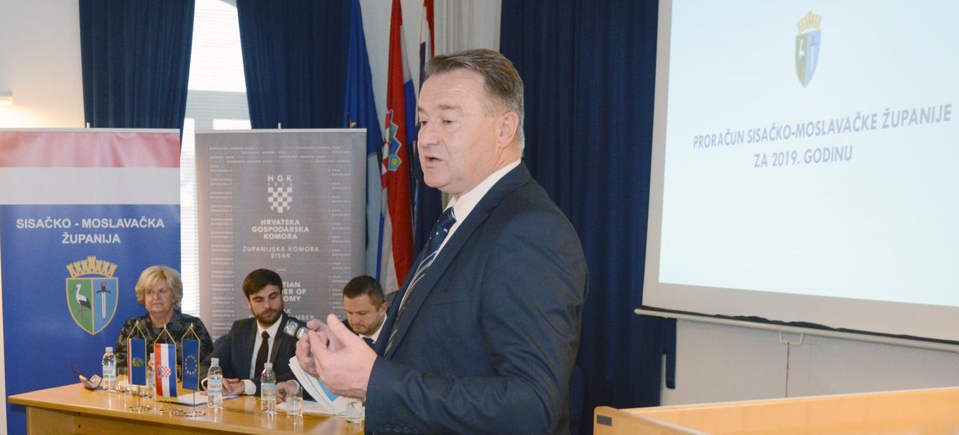 21.11.2018., Sisak - Sisacko-moslavacki zupan Ivo Zinic predstavnicima zupanijskih ustanova i tgovackih drustava i udruga predstavio je zupanijski Proracun za 2019. godinu. 
Photo: Nikola Cutuk/PIXSELL