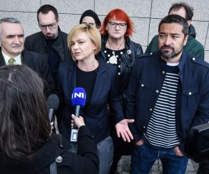 Zagreb: Konferencija za medije koalicije za izlazak na europske izbore: Možemo! 28.03.2019., Zagreb- Ispred NSK odrzana je konferencija za medije koalicije za izlazak na europske izbore: Mozemo!. Sandra Bencic, Dragan Markovina, Zorislav Antun Petrovic Tomislav Tomasevic, Rada Boric. 
Photo: Sandra Simunovic/PIXSELL