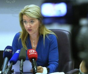 29.06.2018., Zagreb - Povjerenstvo za odlucivanje o sukobu interesa raspravljalo o pokretanju ili nepokretanju postupaka u predmetima predsjednice RH Kolinde Graba-Kitarovic, predsjednika Vlade Andreja Plenkovica i potpredsjednika Vlade Damira Krsticevica, Boze Petrova i Milorada Pupovca. Natasa Novakovic Photo: Zarko Basic/PIXSELL