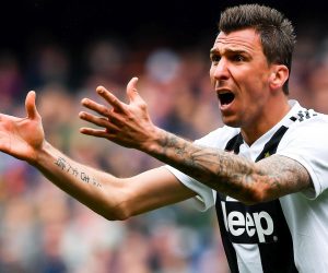 epa07444715 Juventus Croatian forward Mario Mandzukic reacts during the Italian Serie A soccer match Genoa Cfc vs Juventus Fc at Luigi Ferraris Stadium in Genoa, Italy, 17 March 2019.  EPA/SIMONE ARVEDA