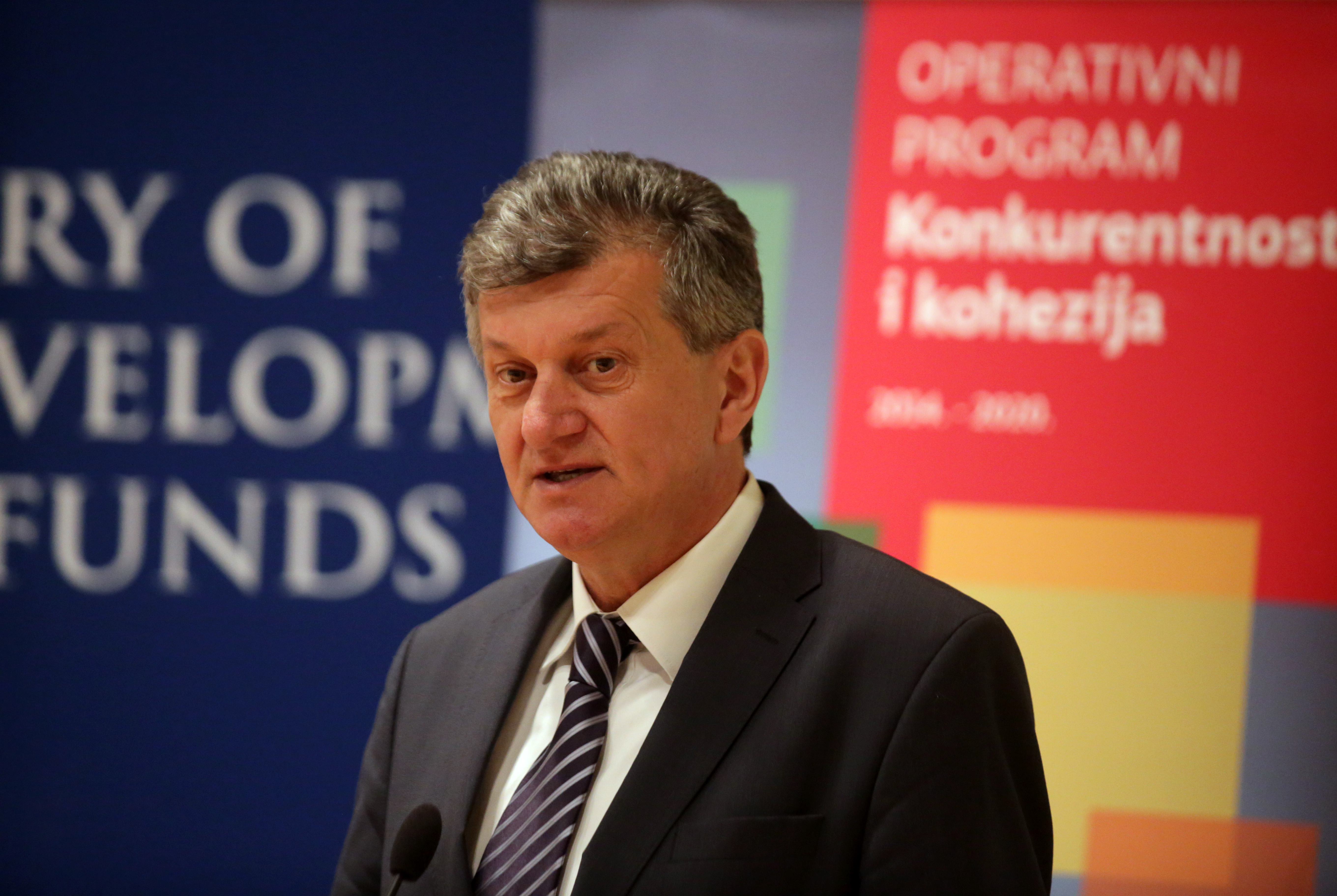 Zagreb, 05.04.2019 - Svečano potpisan ugovor o dodjeli bespovratnih sredstava „Uspostava hitne pomorske medicinske službe brzim brodicama“ čime će se uspostaviti hitna pomorska medicinska služba prijevoza specijaliziranim brodicama koja uključuje šest brodica te nabavku potrebne opreme za pružanje hitne medicinske skrbi. Na fotografiji Milan Kujundžić. Foto HINA/ Daniel KASAP/ dkas