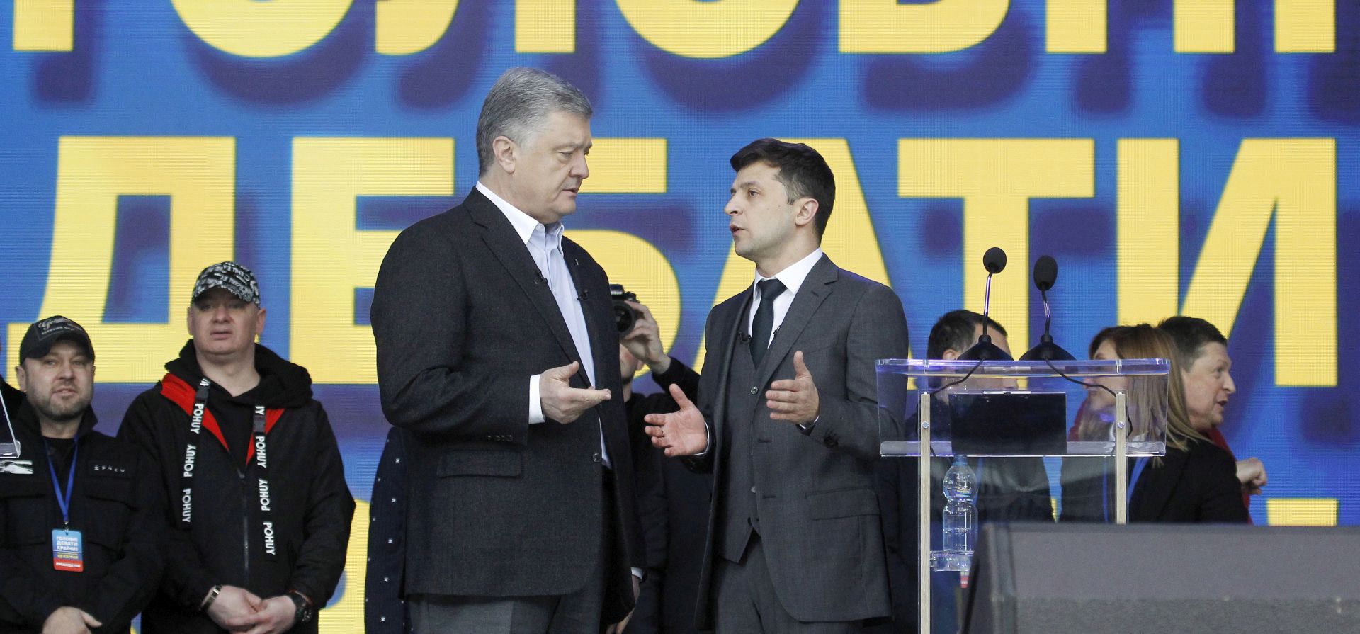 epa07516267 Presidential candidates Petro Poroshenko (L) and Volodymyr Zelensky (R) participate in debates at the Olimpiyskiy Stadium in Kiev, Ukraine, 19 April 2019.  Presidential candidates Petro Poroshenko and Volodymyr Zelensky visit the Olimpiyskiy Stadium to take part in the debates ahead of the second round of the presidential elections which will be held on 21 April 2019. After the first round of elections, showman Volodymyr Zelensky remains a frontrunner with 30.24 percent of votes and incumbent president Petro Poroshenko is a runner-up with 15.95 percent of votes.  EPA/STEPAN FRANKO