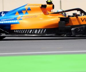 epa07529285 British Formula One driver Lando Norris of McLaren in action during the first practice session of the Formula One Grand Prix of Azerbaijan at the Baku City Circuit in Baku, Azerbaijan, 26 April 2019. The 2019 Formula One Grand Prix of Azerbaijan will take place on 28 April.  EPA/ZURAB KURTSIKIDZE