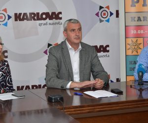 Dani piva Karlovac