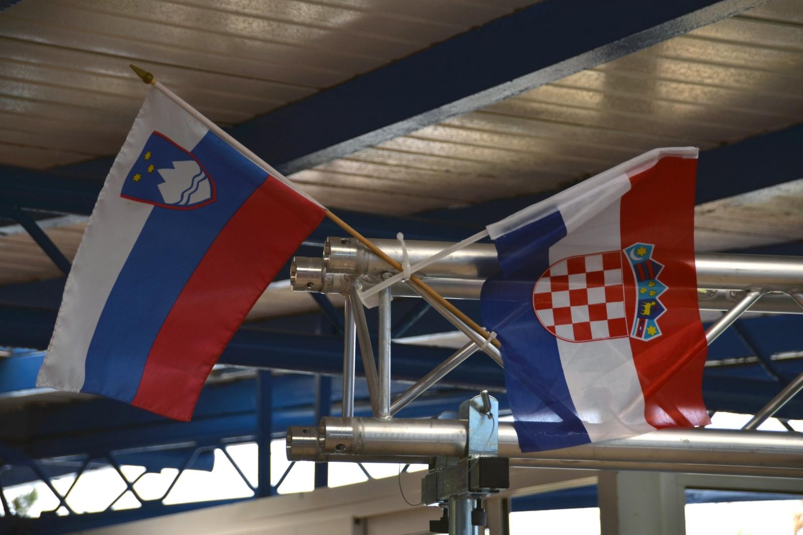 03.06.2018., Savudrija - U organizaciji Ronilackog kluba HRVI Nemo-Adriatic i Zagrebackog holdinga, podruznica Vladimir Nazor, a u suradnji s Agencijom Promocija ronjenja tijekom ovog vikenda 2. i 3. lipnja odrzana je treca po redu Medjunarodna djecja ronilacka eko-patrola. 
Vise od 50 hrvatskih i slovenskih malisana zajedno s instruktorima ronjenja Ronilackog kluba HRVI Nemo-Adriatic iz Hrvatske i Slovenije aktivno je sudjelovalo u ciscenju Piranskog zaljeva na lokaciji kamp Veli Joze u Savudriji. 
Photo: Dusko Marusic/PIXSELL