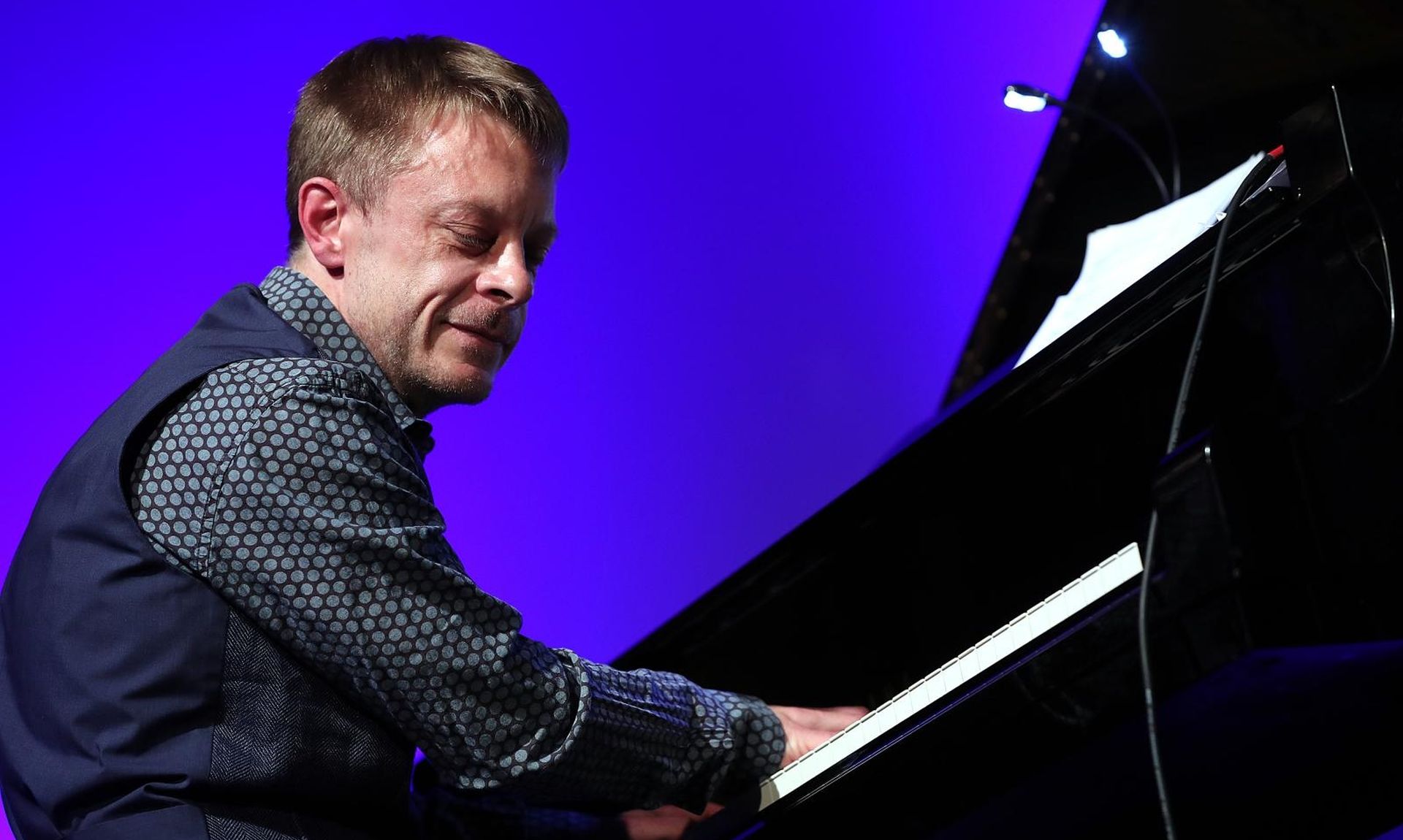 13.04.2019., Zagreb - Koncert Matije Dedica i gostiju kojim slavi 25 godina svojeg glazbenog rada. Sviraju Matija Dedic, klavir (CRO), Romulo Duarte, kontrabas (BRA) i Manu Katche, bubanj (FRA). 
Photo: Goran Stanzl/PIXSELL
