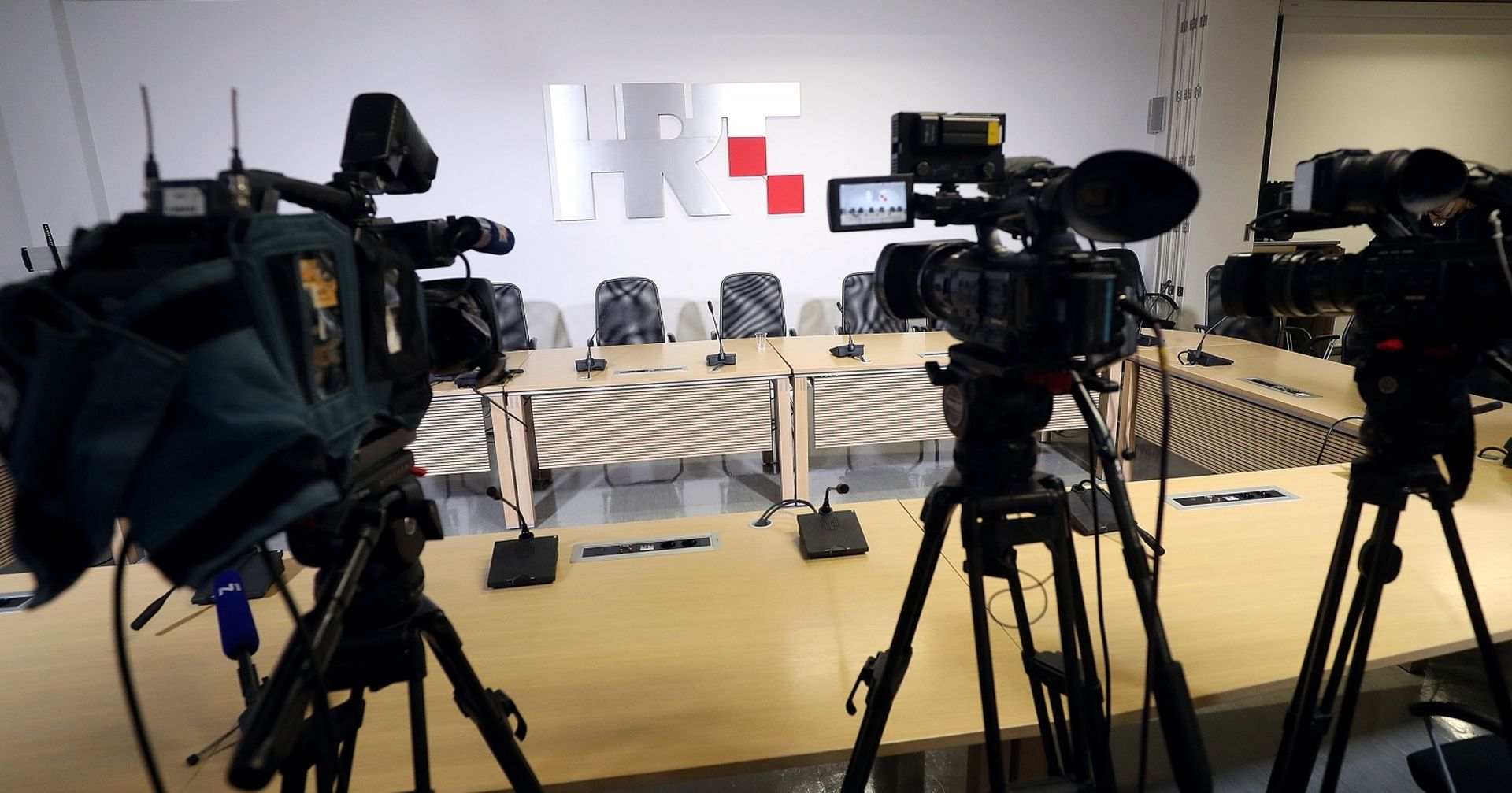 HRT logo 25.02.2019., Zagreb - HRT logo i kamera. 
Photo: Goran Stanzl/PIXSELL