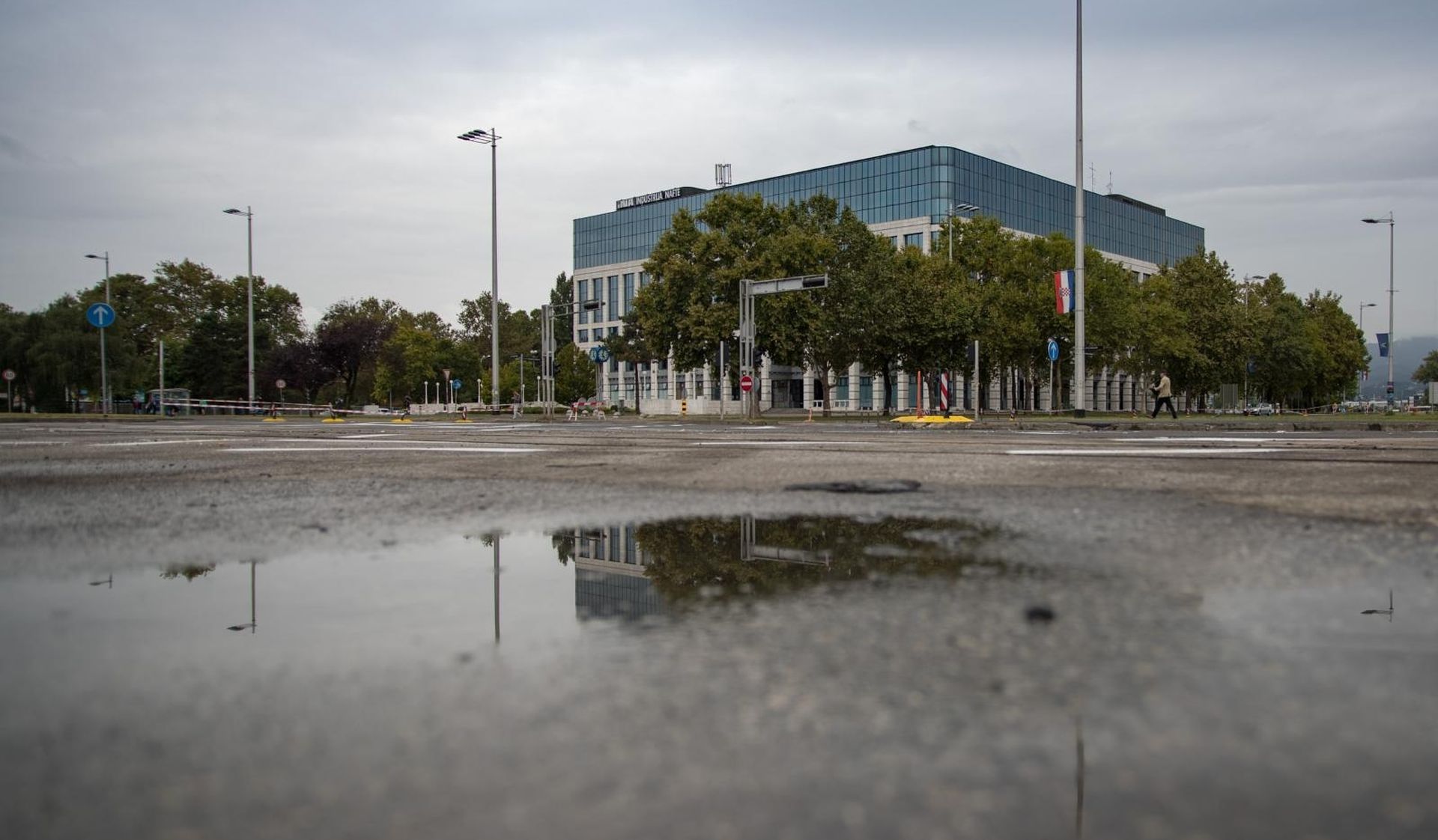 26.08.2018., Zagreb - Gradonacelnik Milan Bandic pustio je u promet obnovljeno krizanje Avenije Dubrovnik i Avenije Veceslava Holjevca. 
Photo: Davor Puklavec/PIXSELL